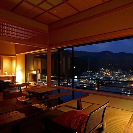 Shogetsu Hotel Gero Bagian luar foto