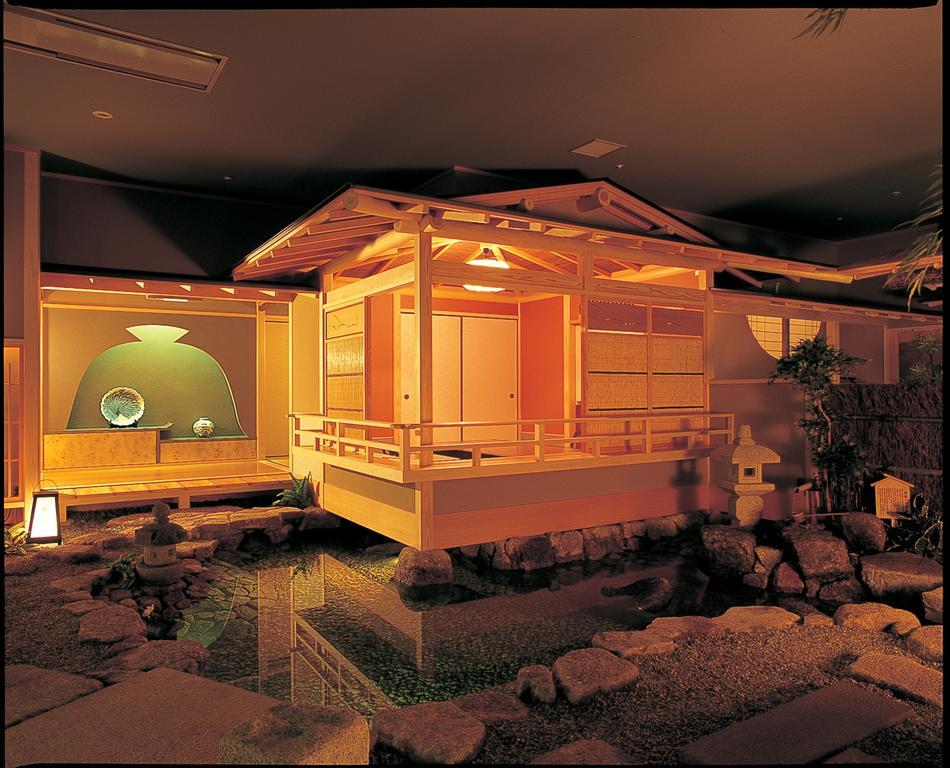 Shogetsu Hotel Gero Bagian luar foto